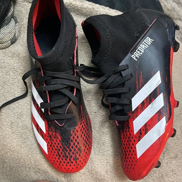 Adidas kids Predator 20.3 EF1930 Red Soccer Cleats Shoes Size 4 - Picture 3 of 5